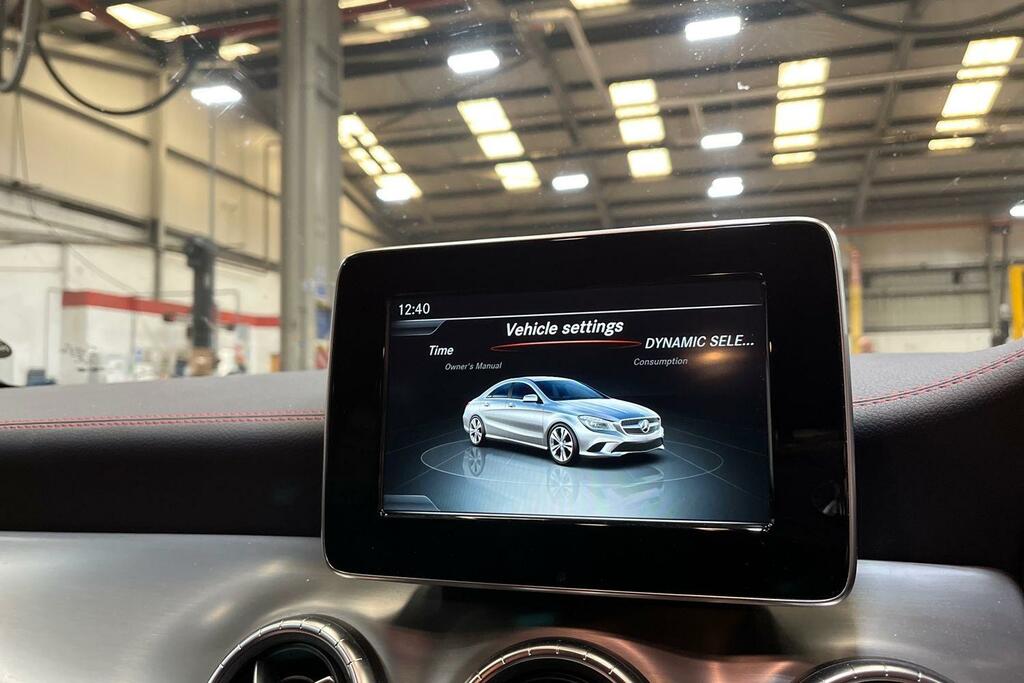 Mercedes-Benz CLA Class Cla 180 Amg Line Tip Red #33