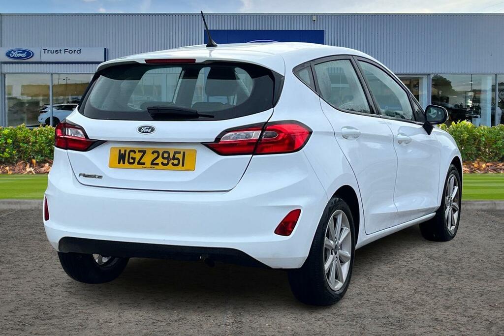 Ford Fiesta 1.1 Trend WGZ2951 White #4