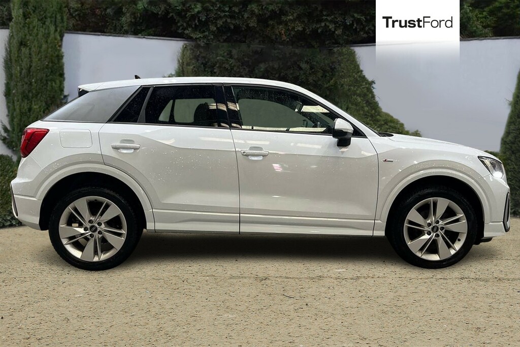 Audi Q2 1.5 Tfsi Cod 35 S Line Suv S Tronic Eur SW22TVE White #3