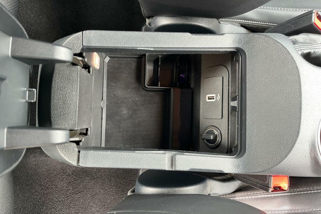 Ford Mustang Mustang Mach 1 Silver #28