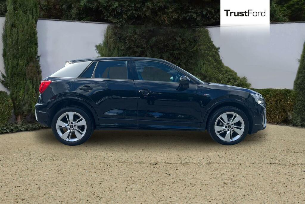 Audi Q2 1.5 Tfsi Cod 35 S Line Suv - Parking Sensors C AMZ6144 Black #3