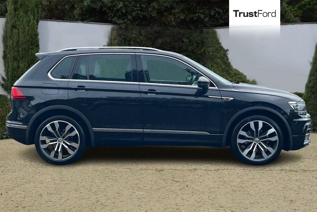 Volkswagen Tiguan 2.0 Tdi 150 4Motion R-line Black #3
