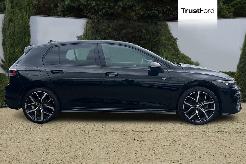 Volkswagen Golf 1.5 Tsi 150 Black Edition P29DGP Black #3
