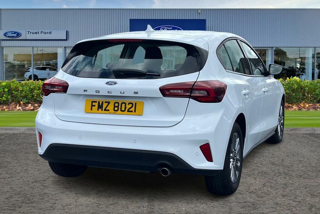 Ford Focus 1.0 Ecoboost Hybrid Mhev Titanium FMZ8021 White #4