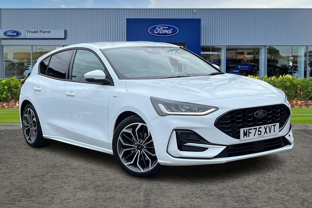 Ford Focus 1.0 Ecoboost Hybrid Mhev St-line X Heated Seat White