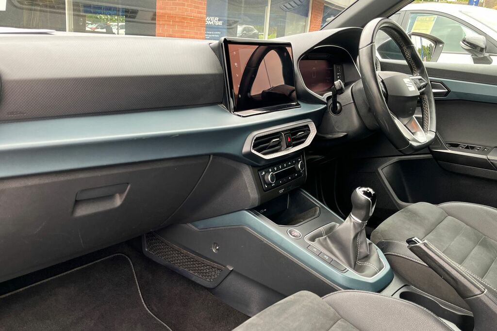 Seat Arona Petrol Blue #18