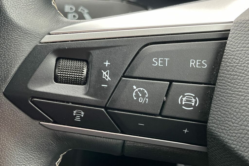 Seat Arona Petrol Blue #24