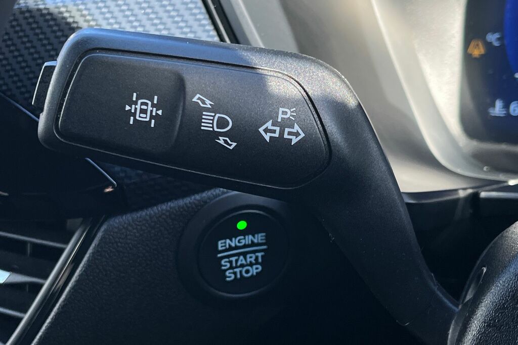 Ford Kuga 1.5 Ecoblue St-line X White #14