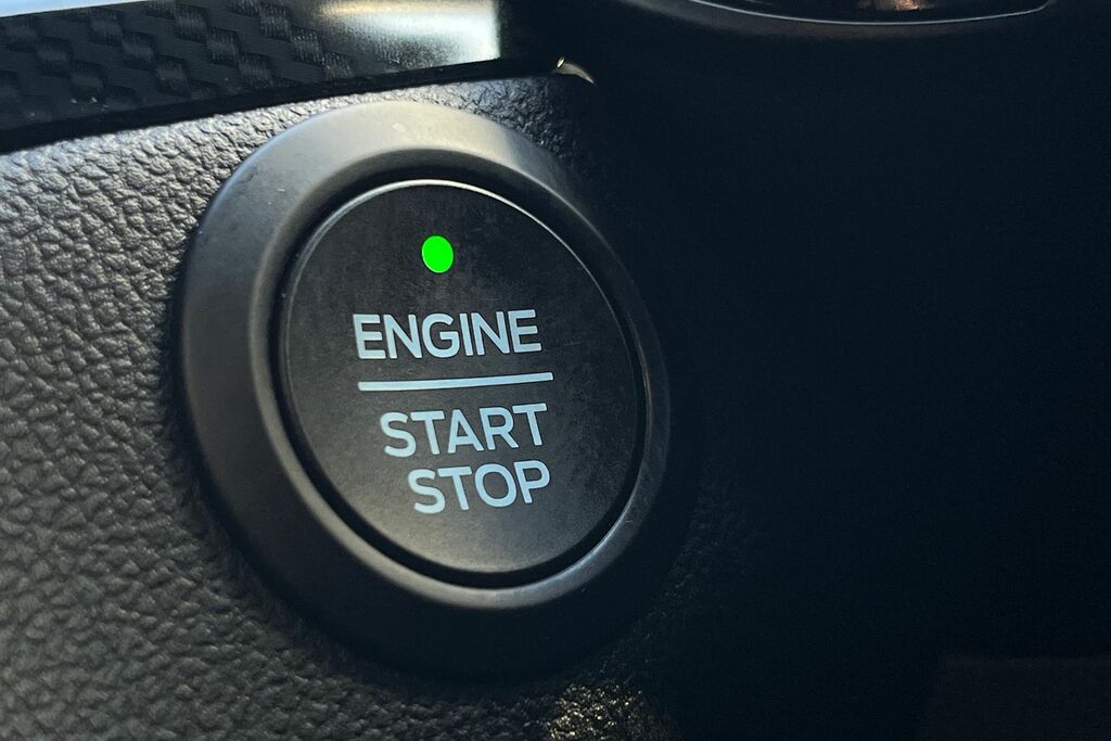 Ford Kuga 1.5 Ecoblue St-line X White #26