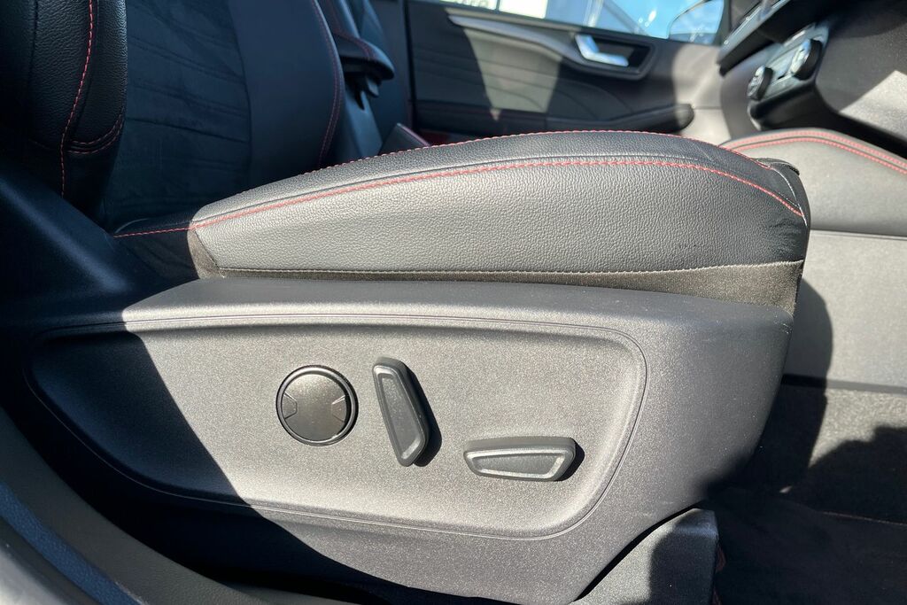 Ford Kuga 1.5 Ecoblue St-line X White #35