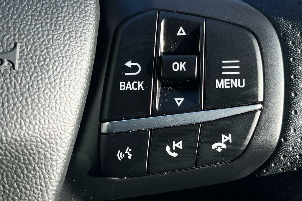 Ford Kuga 1.5 Ecoblue St-line X White #23