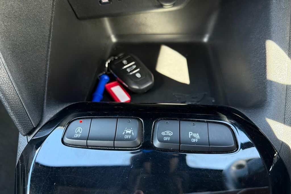 Vauxhall Corsa 1.2 Se Hatchback Blue #34