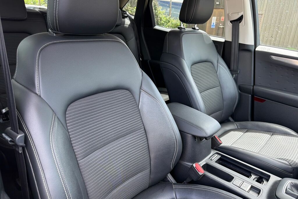 Ford Kuga 2.0 Ecoblue Mhev Vignale White #17