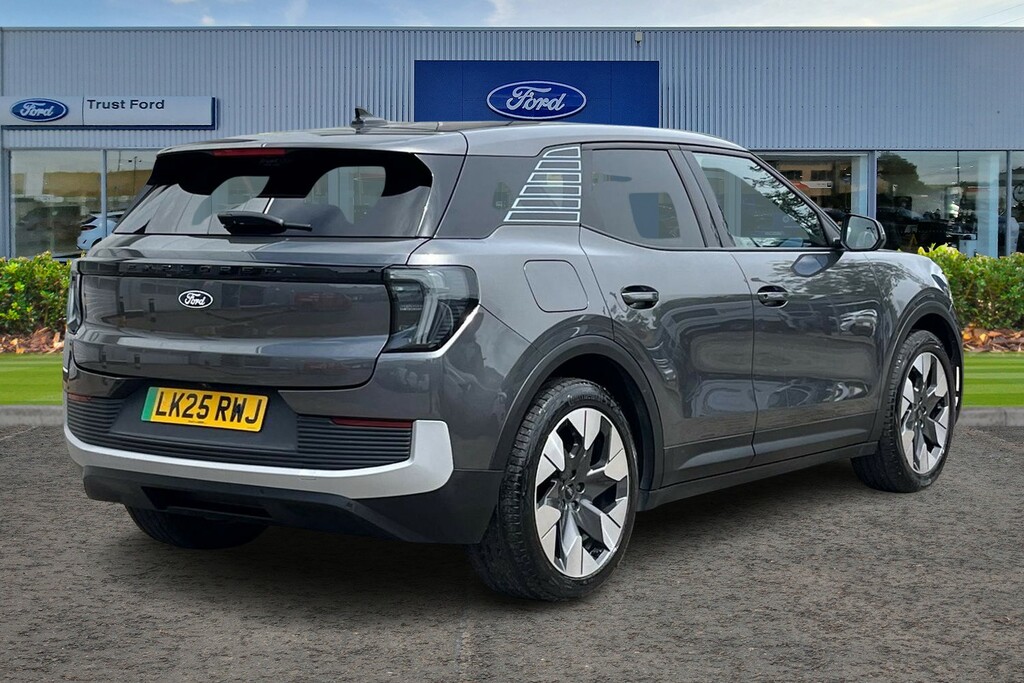 Ford Explorer Extended Range 77Kwh Premium Suv Grey #4