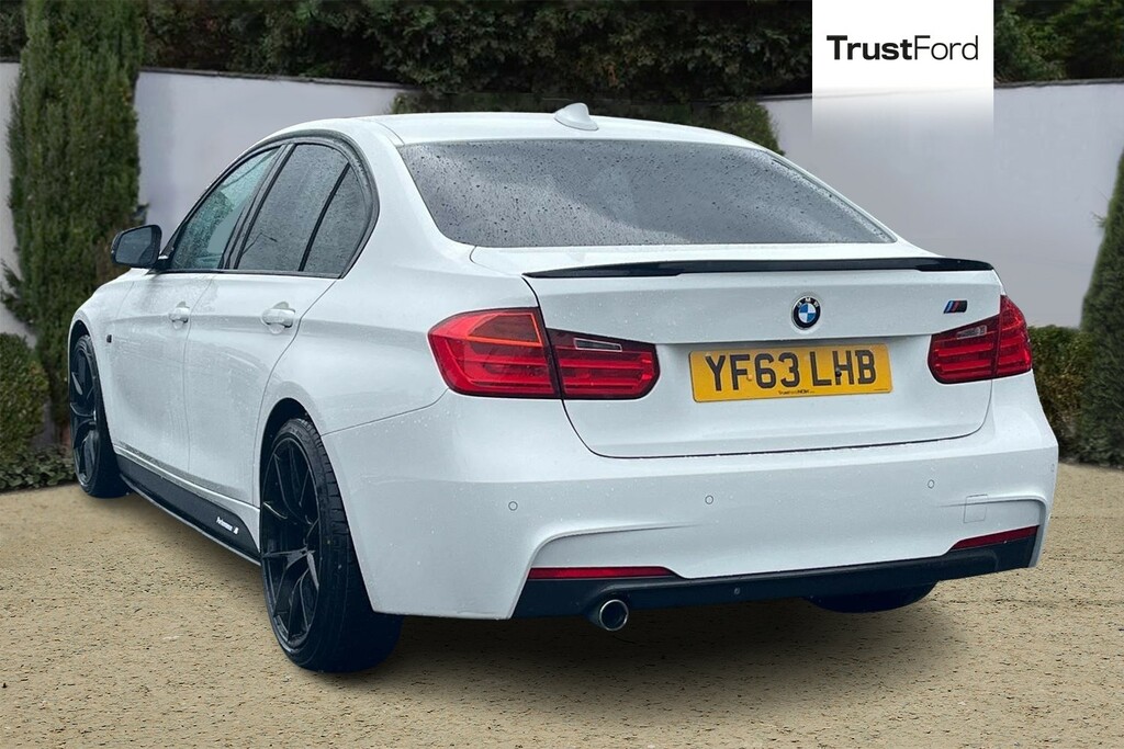 BMW 3 Series 318D M Sport Step YF63LHB White #2