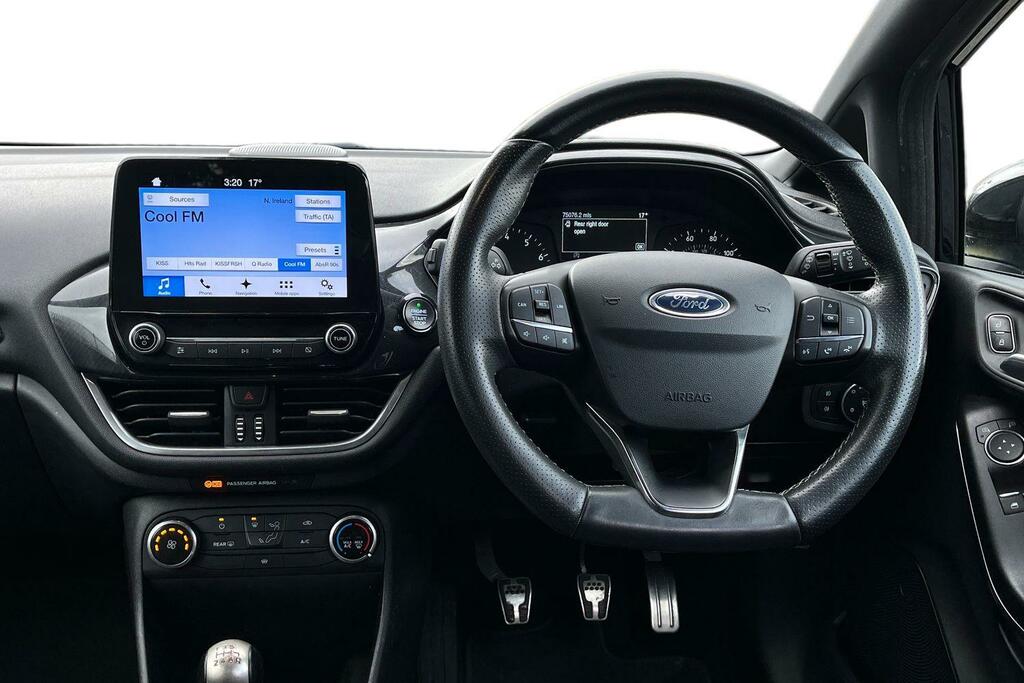 Ford Fiesta 1.1 Zetec Black #11