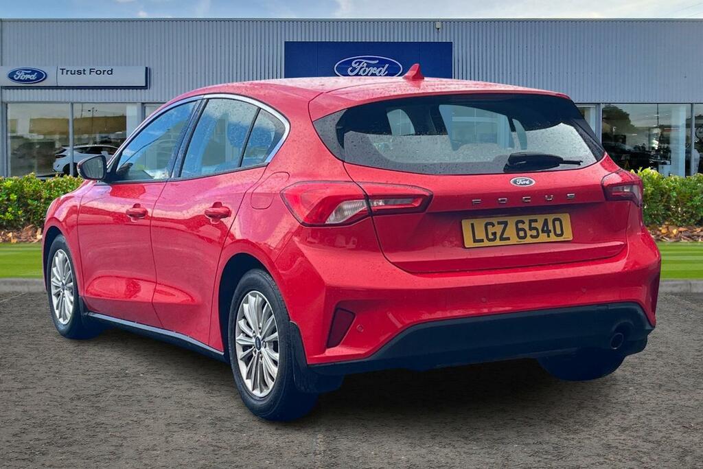 Ford Focus Hatchback 1.5 Ecoblue St-line X Euro 6 Ss Grey #2