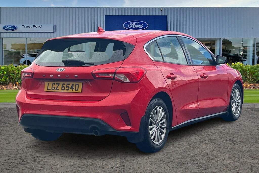 Ford Focus Hatchback 1.5 Ecoblue St-line X Euro 6 Ss Grey #4