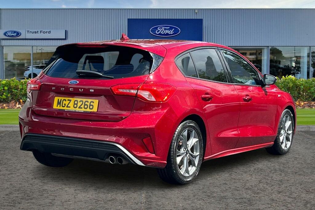 Ford Focus 1.0 Ecoboost 125 St-line - Carplat Sat Nav Wir MGZ8266 Red #4