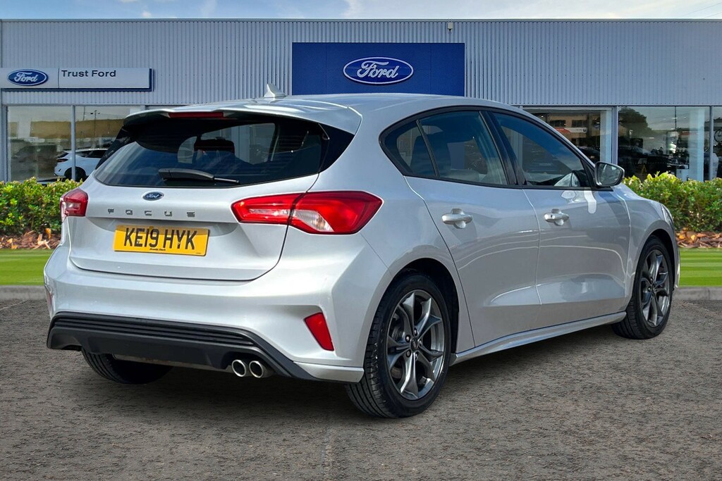 Ford Focus 1.5 Ecoboost 150 St-line Silver #4