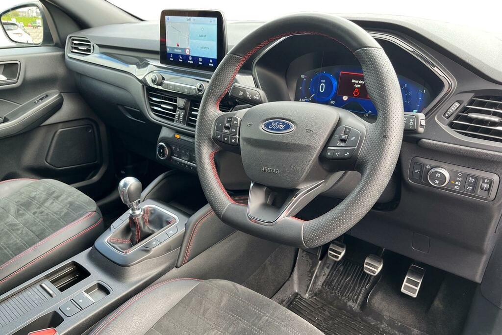 Ford Kuga 1.5 St-line Ecoblue 2020 Red #9