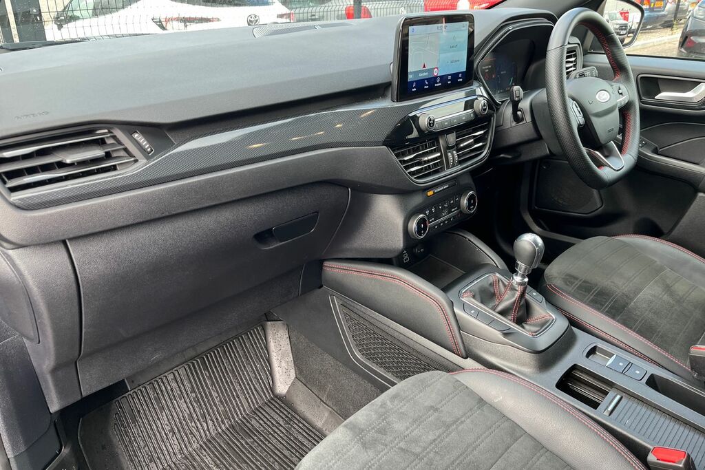 Ford Kuga 1.5 St-line Ecoblue 2020 Red #18