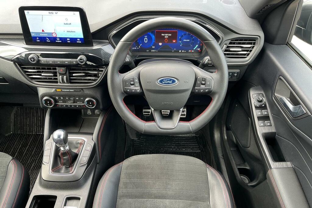 Ford Kuga 1.5 St-line Ecoblue 2020 Red #11