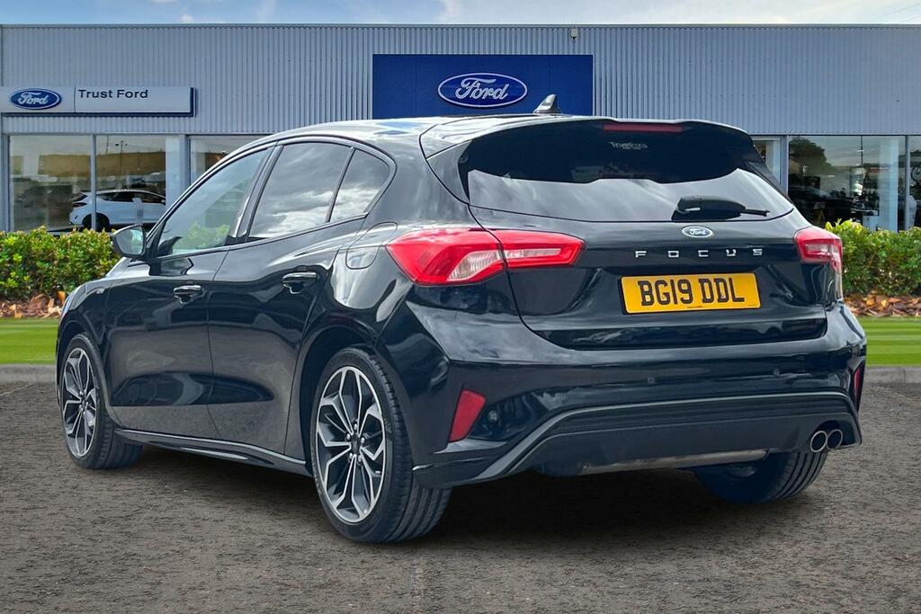 Ford Focus 1.0 Ecoboost 125 St-line X BG19DDL Black #2