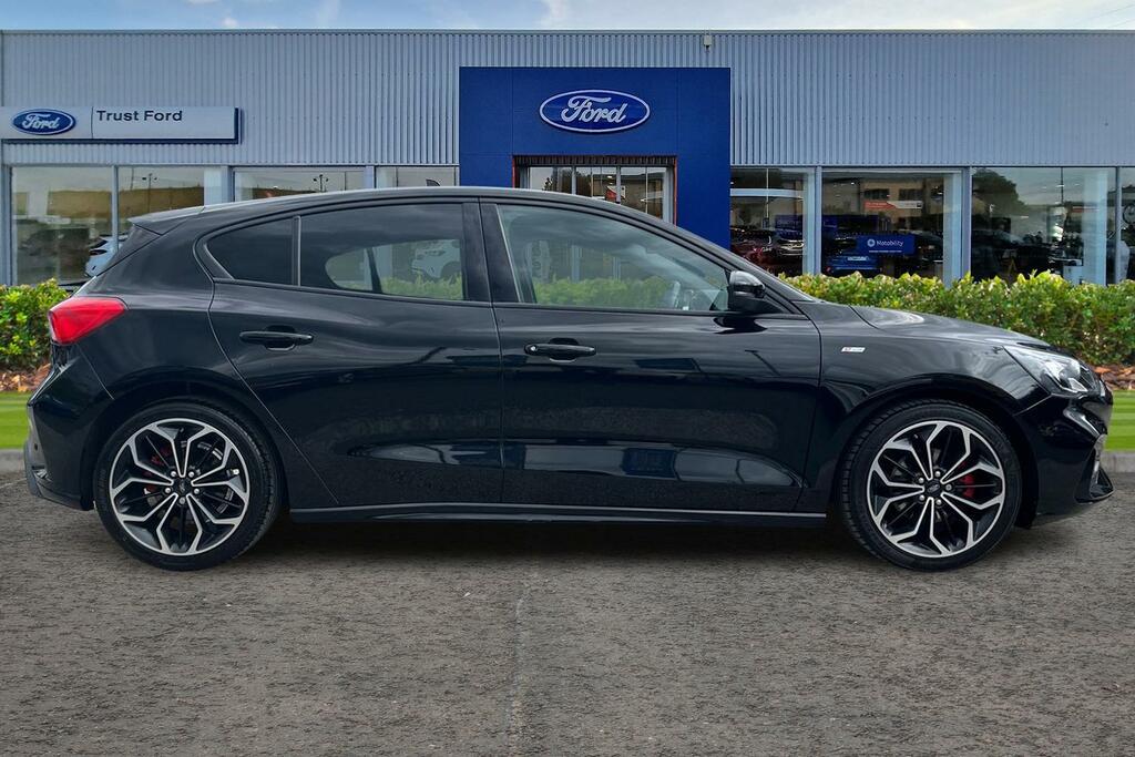 Ford Focus 1.0 Ecoboost 125 St-line X BG19DDL Black #3