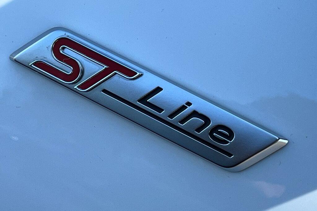 Ford Kuga 2.5L St-line X Silver #39