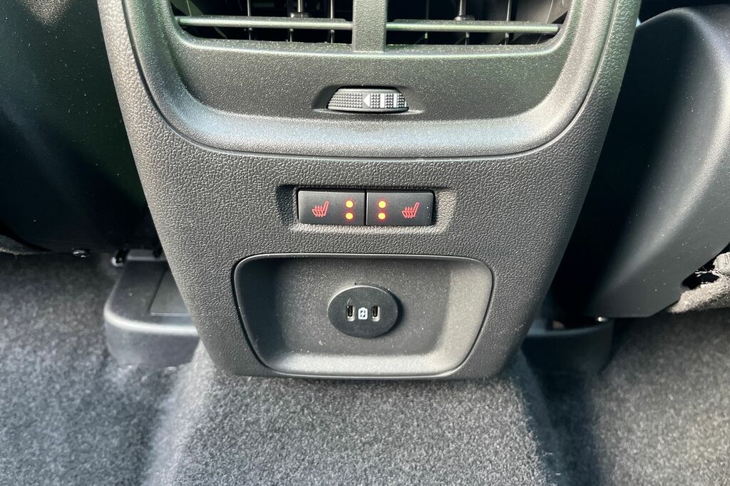 Ford Kuga 2.5L St-line X Silver #32