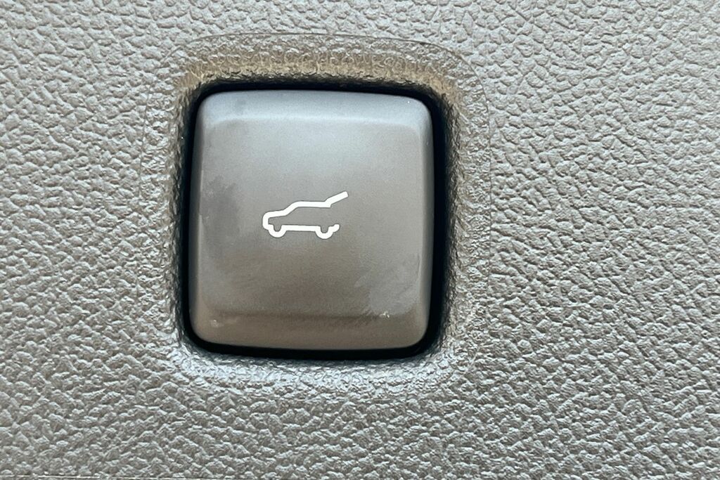 Ford Kuga 2.5L St-line X Silver #31