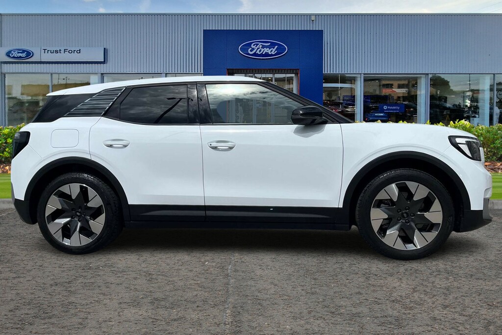 Ford Explorer Extended Range 77Kwh Premium Suv White #3