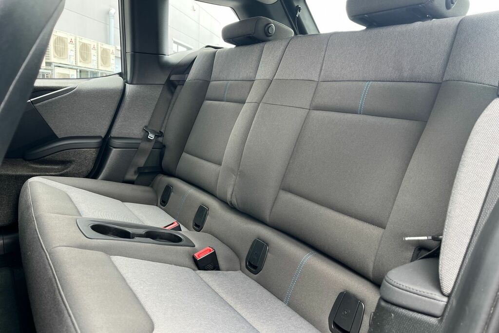 BMW i3 125Kw 42Kwh Suite Interior World Blue #20