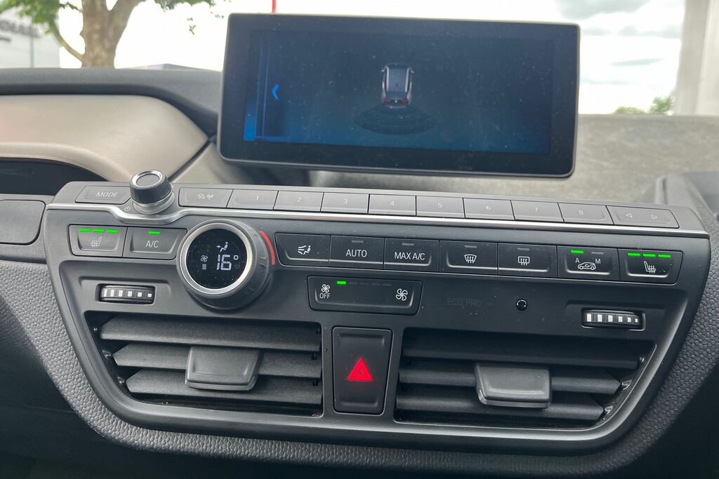 BMW i3 125Kw 42Kwh Suite Interior World Blue #28