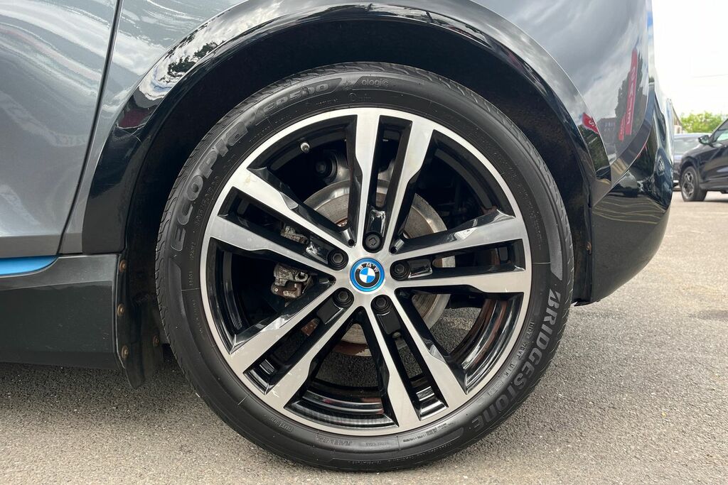 BMW i3 125Kw 42Kwh Suite Interior World Blue #8