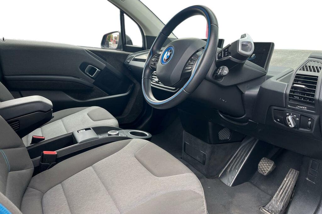 BMW i3 125Kw 42Kwh Suite Interior World Blue #9