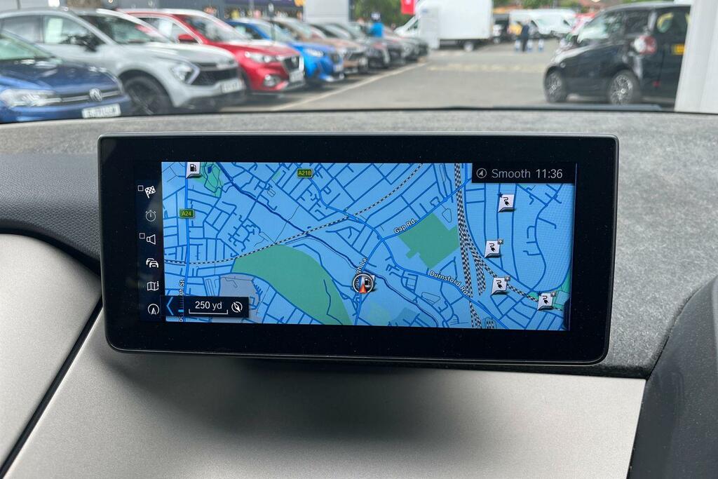 BMW i3 125Kw 42Kwh Suite Interior World Blue #24