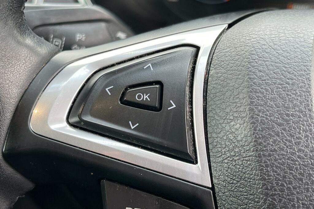 Ford Galaxy Titanium Black #41