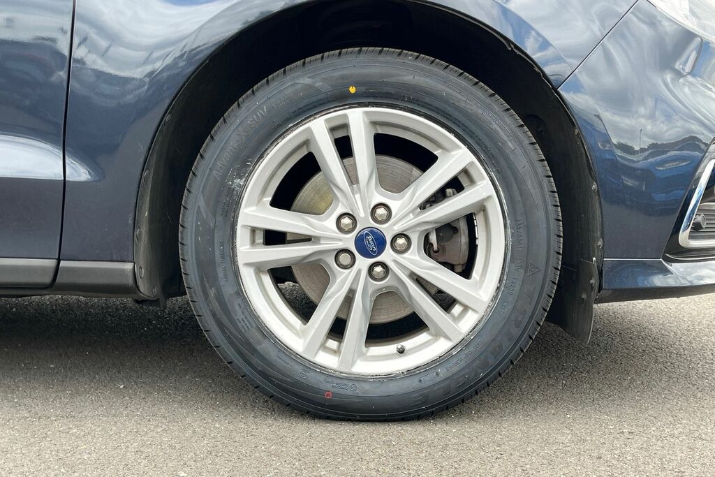 Ford Galaxy Titanium Black #8