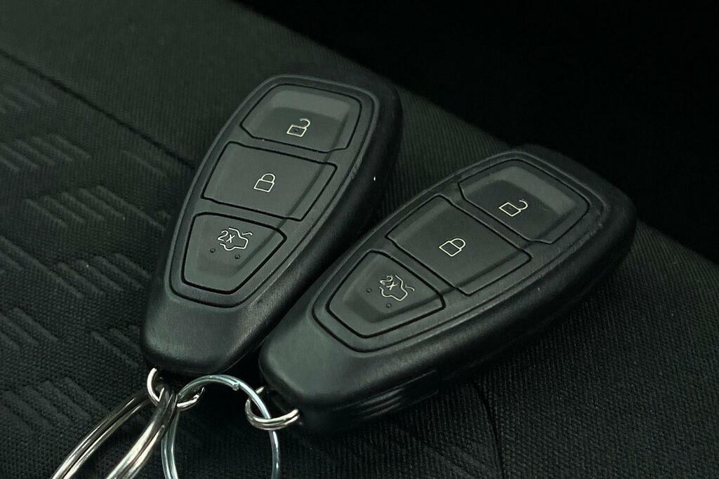 Ford Fiesta 1.0 Ecoboost Titanium 5Drrear Sensors - Sat Nav Grey #39