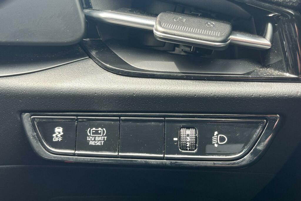 Kia Niro 1.6 Gdi Hybrid 4 Dct Orange #39