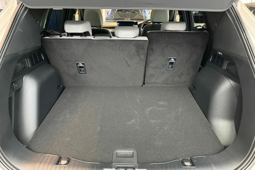 Ford Kuga 2.5 Phev St-line X Black Package Cvt Ni Silver #21