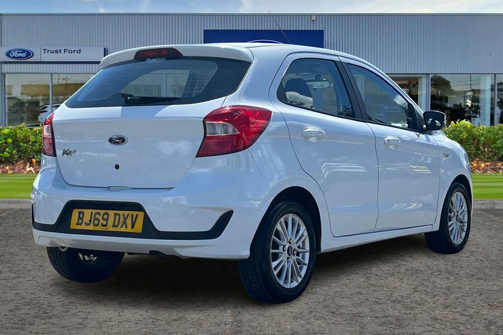 Ford KA+ 1.2 85 Zetec White #4