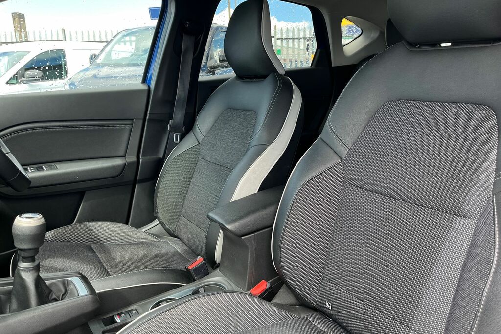 Renault Captur Suv Black #19