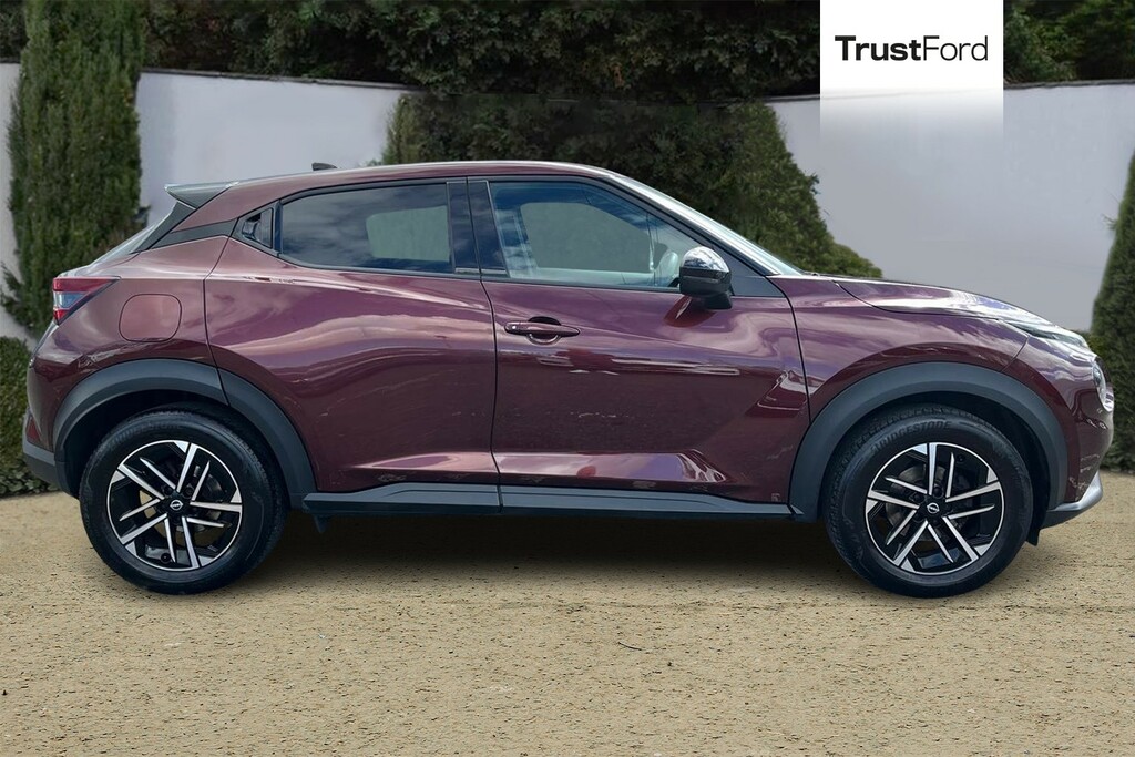Nissan Juke 1.0 Dig-t N-connecta Suv Euro 6 Red #3