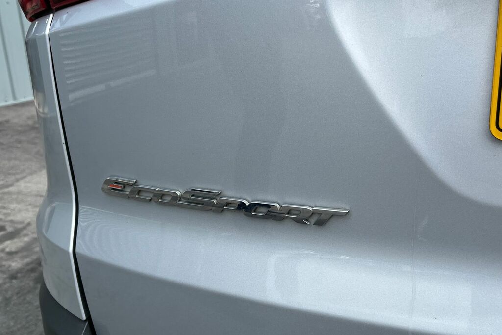 Ford Ecosport Titanium White #23