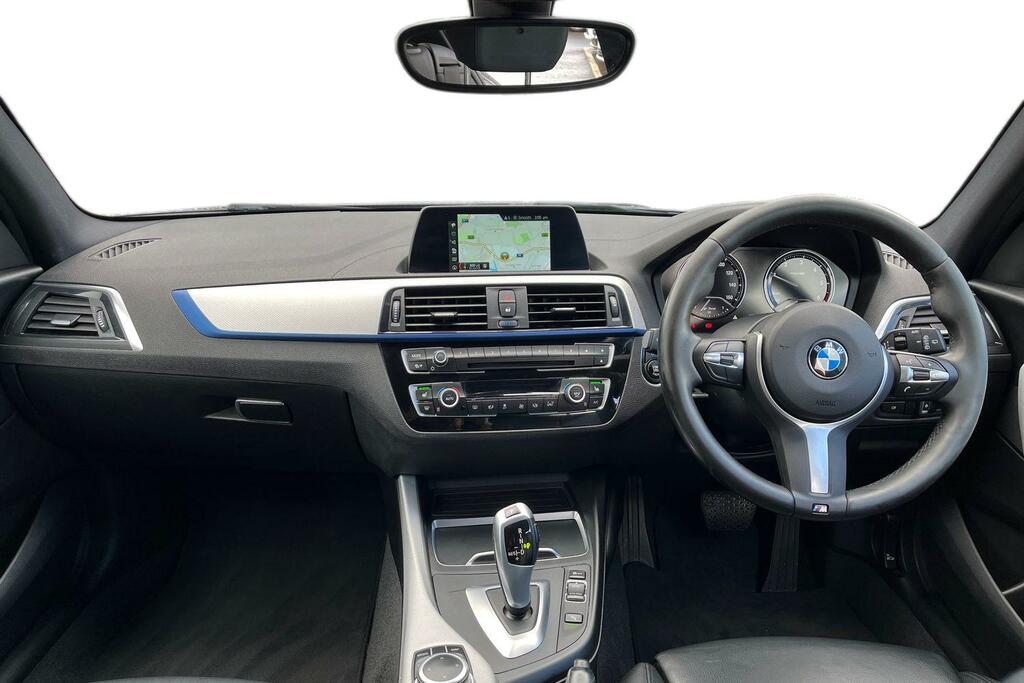 BMW 1 Series Hatchback Black #10