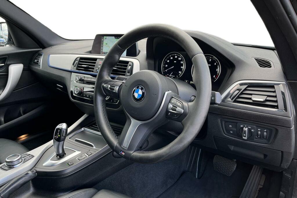 BMW 1 Series Hatchback Black #9