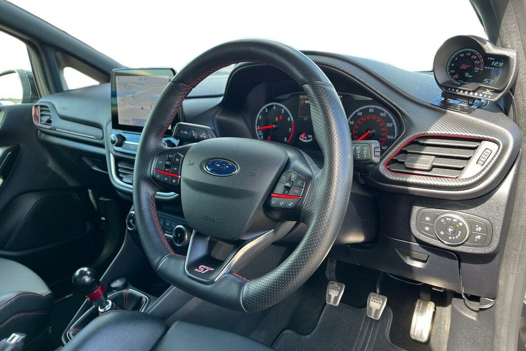 Ford Fiesta St-line White #9